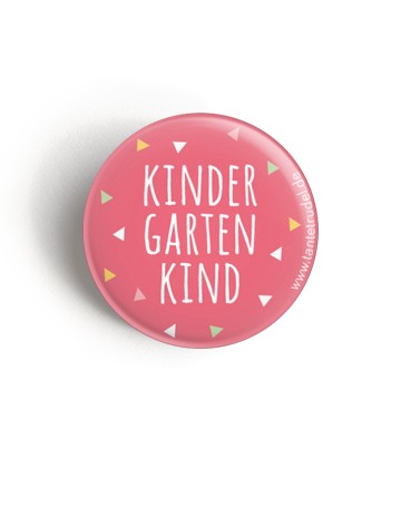 Tante Trudel Button Kindergartenkind pink