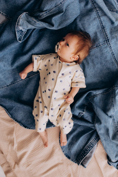 Strampler Kurzarm Blueberry Breeze