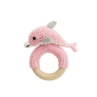 Sindibaba Gehäkelte Delfin-Rassel mit Greifring aus Holz (rosa)