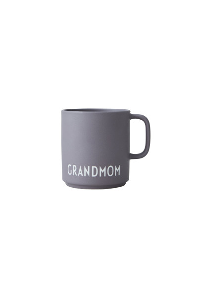 Design Letters Porzellan Favorit Becher mit Griff Grandmom