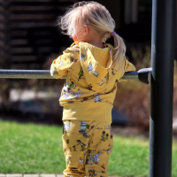 Vorschau: Zipjacke Pettersson und Findus Gelb - Geggamoja Vorschau: Zipjacke Pettersson und Findus Gelb - Geggamoja